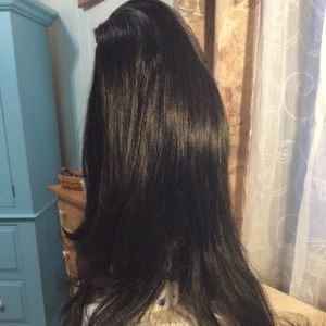 Black wig